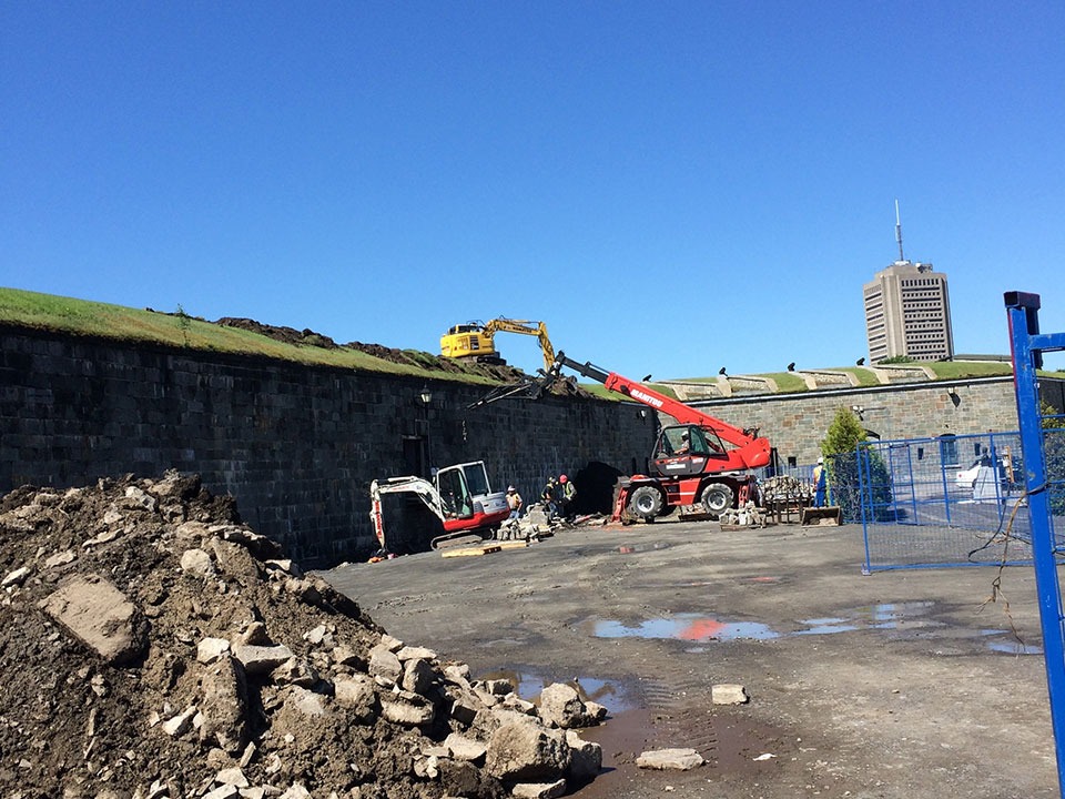 Excavation et remblai d'ouvrage d'art